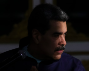 Dentro de la frenética carrera mundial por encontrar una ruta de escape para el presidente Nicolás Maduro