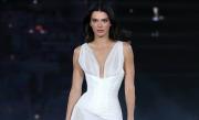 Kendall Jenner responde a rumores sobre su orientación sexual y califica las especulaciones como “crueles”
