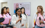 (VIDEO) Delcy Rodríguez dice que busca reabrir la embajada de EEUU para denunciar ataque del 3 de enero
