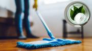 Cómo usar la mezcla de laurel y bicarbonato para limpiar los pisos de casa: limpiador casero efectivo