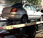 Fue hallado con daños y robo de pertenencias que tenía en la valija, el auto del vecino mercedario robado en Montevideo