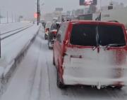 Intensa nevada por ciclón Francis genera atasco masivo en carretera clave de la capital rusa