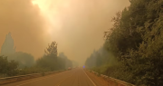 Por los incendios en Chubut, evacuaron otra localidad y volvieron a cerrar un tramo de la Ruta 40