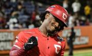 Luisangel Acuña se convirtió en el primer jugador en conectar cuatro jonrones en un juego de la LVBP (+Video)