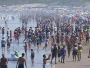 Volvió el calor a Pinamar y los turistas se volcaron a la playa: Cuando hay sol, todo se acomoda