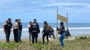 Los tenemos identificados: Cinco cabezas humanas aparecen colgadas en playa turística de Ecuador junto a mensaje intimidatorio