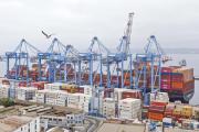 Reducir el número de empresas estatales y fortalecer la autoridad: los cambios que prepara Kast para la industria portuaria