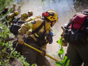 Milei agradeció a quienes combaten los incendios en Chubut