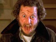 El villano de “Mi pobre angelito”, Daniel Stern, involucrado en una investigación ligada a la prostitución