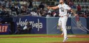 El zuliano Silvino Bracho repite como Cerrador del Año en la LVBP