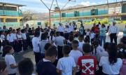 Regreso a clases con funcionarios de seguridad, baja asistencia y aumento del pasaje