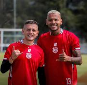 El ‘Rodillo’ enciende motores con acento colombiano