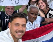 Ángel Romero, homenajeado en el Corinthians y despedido como ídolo