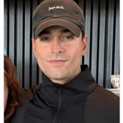 Maluma dice adiós a la barba y su nuevo look revoluciona las redes