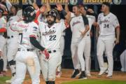 LVBP: Alí Castillo no para de batear y está cerca de entrar en la historia de la postemporada