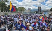 Gran caravana del sector transporte en Caracas exige la liberación del presidente Maduro y la primera dama Cilia Flores