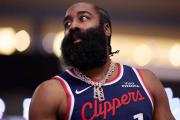 El “Barba” Harden se convierte en el noveno anotador de la NBA