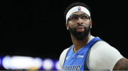 ¿A dónde lo mandarán los Mavs? Siguen las conversaciones de traspaso en torno a Anthony Davis