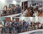 Voló todo: taxistas enojados con ediles de Canelones por permiso para que funcione Uber