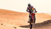 Rally Dakar 2026: Luciano Benavides se acerca al líder en motos tras la etapa 10 en Arabia Saudita