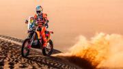 Luciano Benavides remontó y pelea por el Rally Dakar 2026 en motos, a tres etapas del final