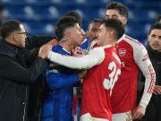 Doblete de Garnacho y enojo de Enzo Fernández: el Chelsea perdió con el Arsenal en la Copa de la Liga de Inglaterra