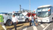 Camioneta de Prefectura y Omnibus de Intertur Chocaron en Ruta 1