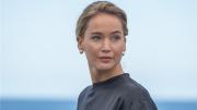 Jennifer Lawrence recibe críticas por reubicar a su perro que mordió a su hijo: “Me dieron ganas de exterminarlo”