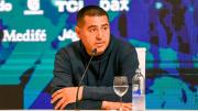 Riquelme elogió a Hinestroza y bajó la espuma sobre el mercado de Boca