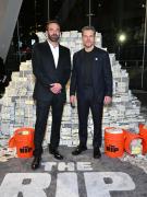 Glamour y galanes en la premiere de The Rip