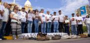 Manifestación pacífica con zapatos frente a la Basílica por las liberaciones pendientes -