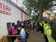 Hinchas molestos por la lentitud en la venta de entradas para el partido Bolivia