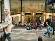 En el último año aumentó un 30% la gente que vive en las calles de la Ciudad y casi el 70% no son porteños