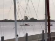 Rescataron a una pareja que se desvaneció en un velero mientras navegaban por Puerto Madero