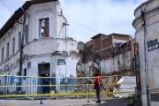 Vecinos de La Tola alertan por casas en riesgo tras derrumbe de inmueble patrimonial en Quito