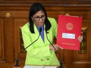 Delcy Rodríguez anuncia una reforma petrolera y promete destinar los ingresos a fondos sociales