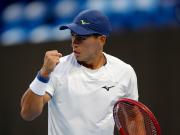 Sebastián Báez ganó dos partidos en un día y se metió en la final del ATP 250 de Auckland: bajó al favorito Ben Shelton y después a Marcos Giron