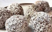 Se hacen en 5 minutos: receta de trufas de chocolate saludables, con 3 ingredientes y quedan deliciosas