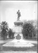 Recuerdos fotográficos: cuando Belgrano miraba para otro lado
