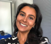 Cirujano dentista entregó recomendaciones para mantener una buena salud bucal.