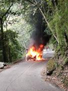 Vehículo se incendió en la carretera de Choroní