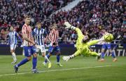 El Atlético se impone al Alavés gracias a un solitario gol de Sorloth