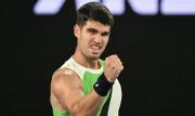 Alcaraz arranca el Abierto de Australia con victoria en tres sets sobre Walton