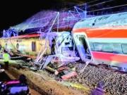 Un tren de alta velocidad descarriló y embistió a otro en el sur de España: hay 21 muertos y un centenar de heridos