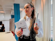 La abogada influencer que fue denunciada por insultos racistas