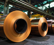 Chile retrasa máximo de producción de cobre y recorta estimación de corto plazo