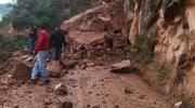 Derrumbes y lluvias mantienen cortada la ruta entre Tarija y el Chaco