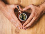 Lo engañaron y lo durmieron: el ataque de un “viudo negro” en La Plata