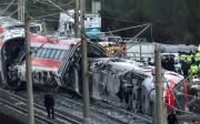 Ascienden a 39 los muertos por el choque de trenes de alta velocidad en España
