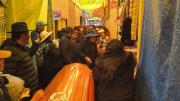 Puno: Protestan con ataúd de comerciante fallecido –